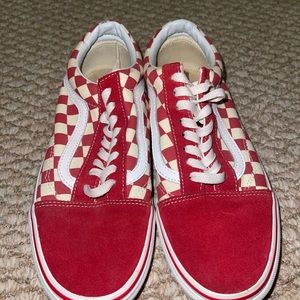 Only worn a couple times, minimal damage, practically brand new